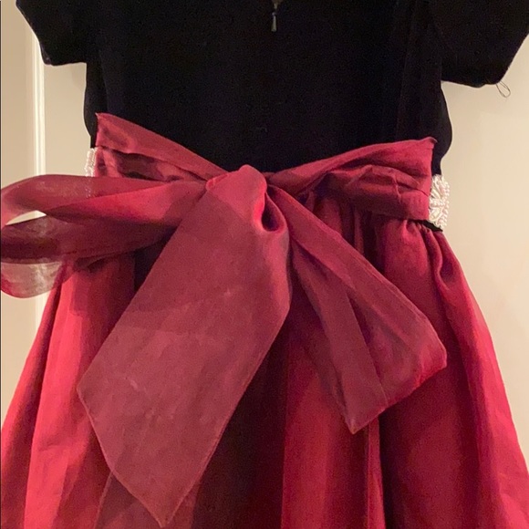 Girls velvet and chiffon holiday dress - Picture 3 of 5